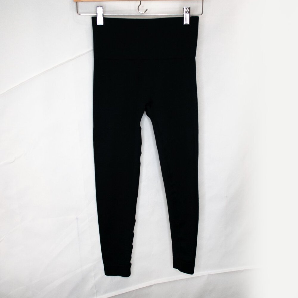 Weworewhat Capri Leggings Womens S Small Black Crop Athletic Nylon Stretch TT09